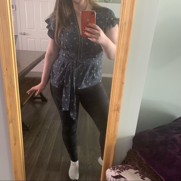 Waist Cinching Top with Cap Sleeves - Picture 6 of 6